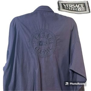 Versace Classic V2 vintage subtle luxury embroidered back shirt size large